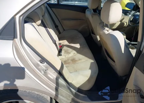 2009 Hyundai Sonata Gls из США, поврежденный, VIN 5NPET46C69H487324